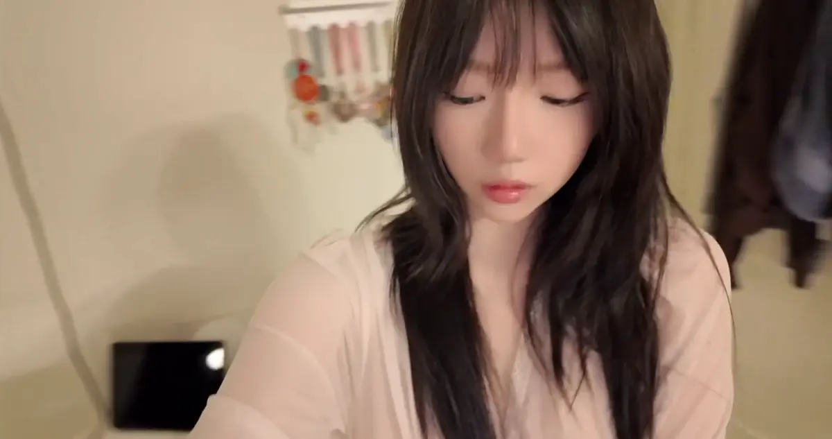 《Aryminh》高清全集在线观看-《Aryminh》未删减珍藏版免费播放-探索慢镜头美学视觉盛宴