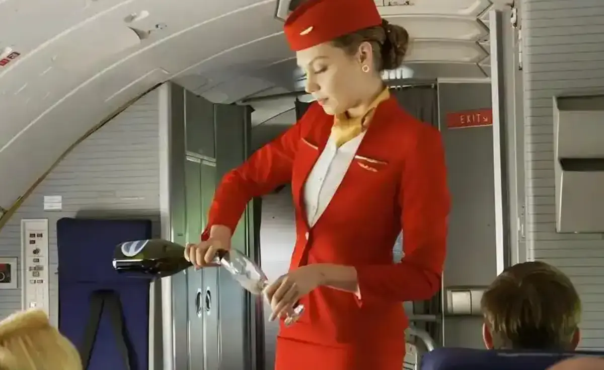 《法国空乘4》超清完整版免费在线观看-法国空乘4全集高清未删减版蓝光4K播放-欧美电影精选VS影院