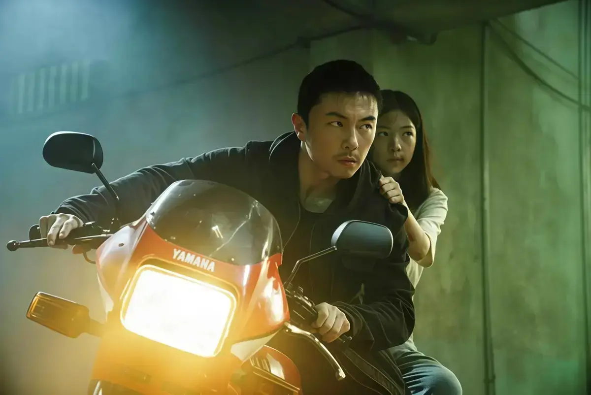 谢苗动作片《火遮眼》完整高清版在线观看-无广告免费播放1080P画质-《火遮眼》电影超清4K未删减资源