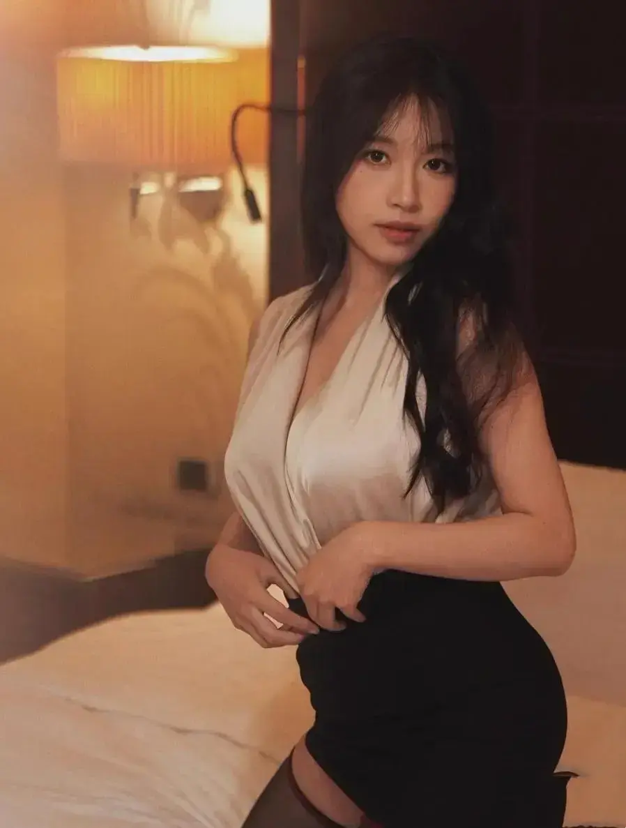 《小凤新婚》全集完整版在线观看-苏畅艾熙双人演绎-纯净版无弹窗无删减-夸克UC网盘高清秒存