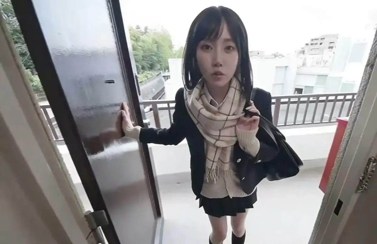 《泡在我家的辣妹-真人版》未删减全集中文版-岛崎遥香主演真人版在线观看-高清画质无广告播放