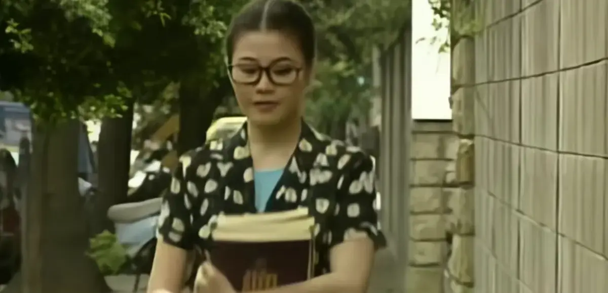 《师生畸恋》未删减版HD高清在线观看-洪晓芸领衔主演师生禁忌之恋-中文官方字幕纯净无广告免费观看《师生畸恋》